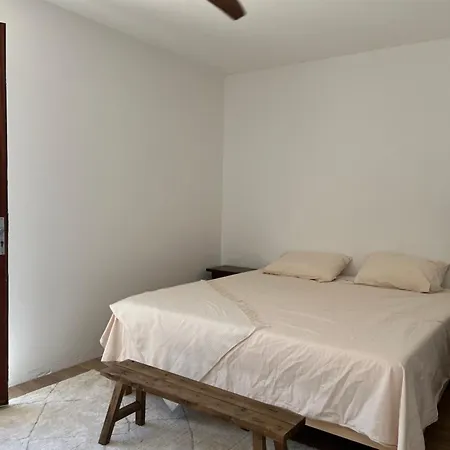 Grande Maison Familiale Village * ルカート
