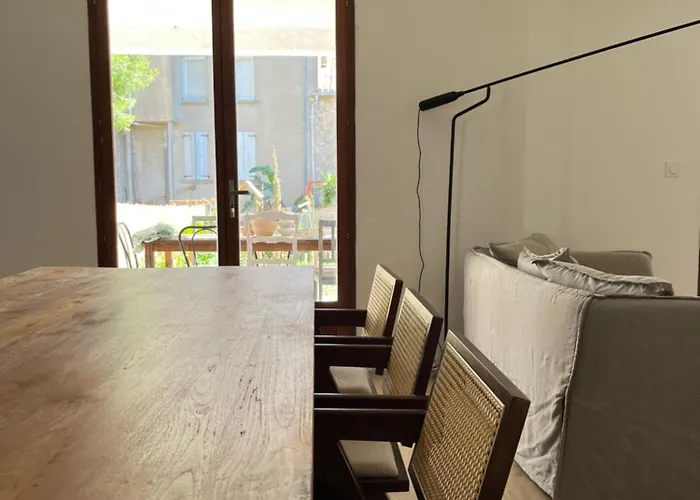 Grande Maison Familiale Village * Leucate