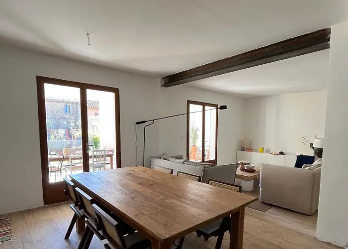 Grande Maison Familiale Village Σπίτι διακοπών *